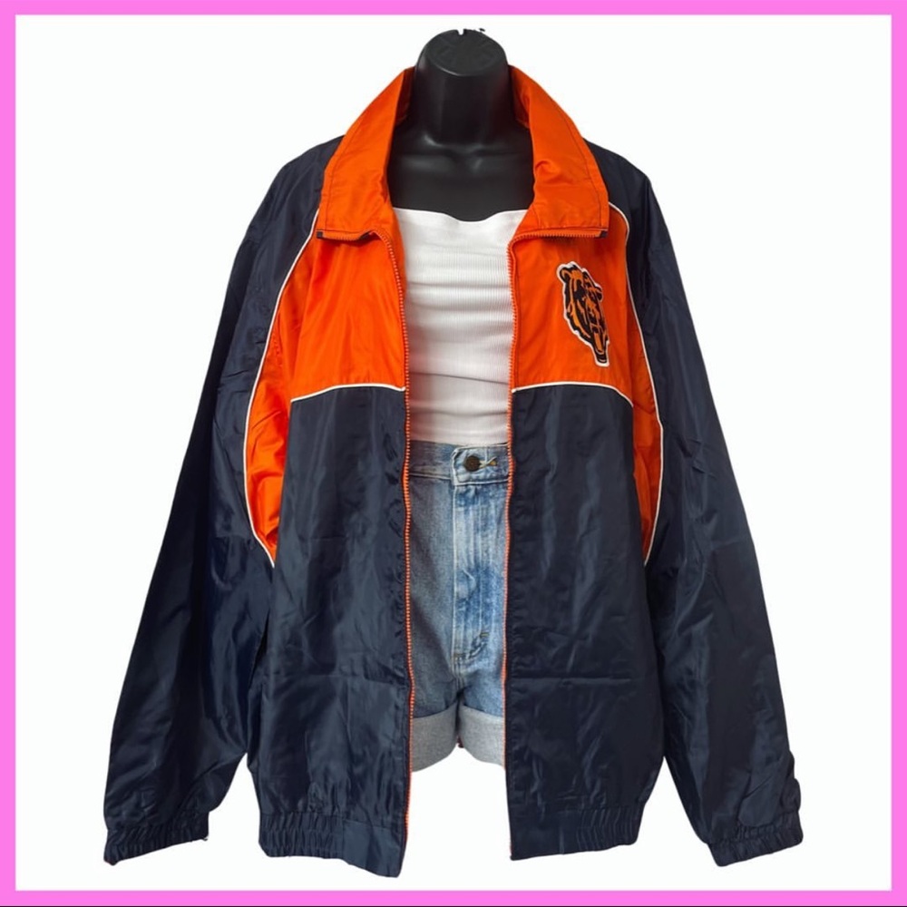 Chicago Bears Jacket brand new, in perfect condition.